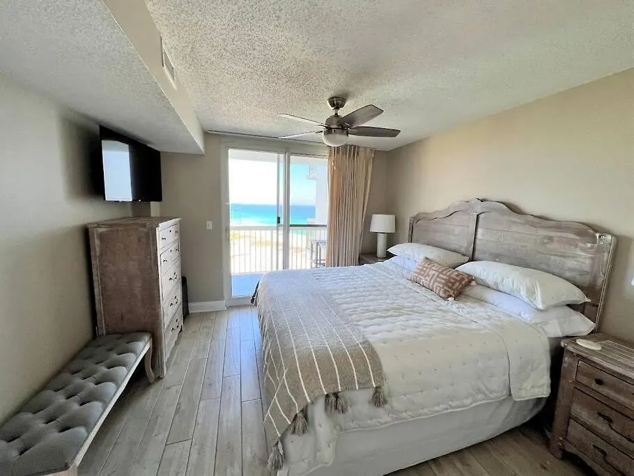 Aparthotel Beachfront Retreat- 